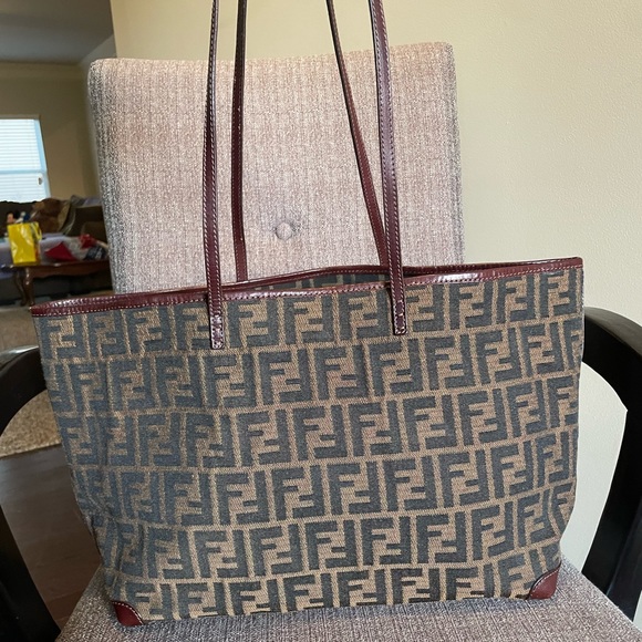 Fendi Handbags - Authentic Fendi Tote